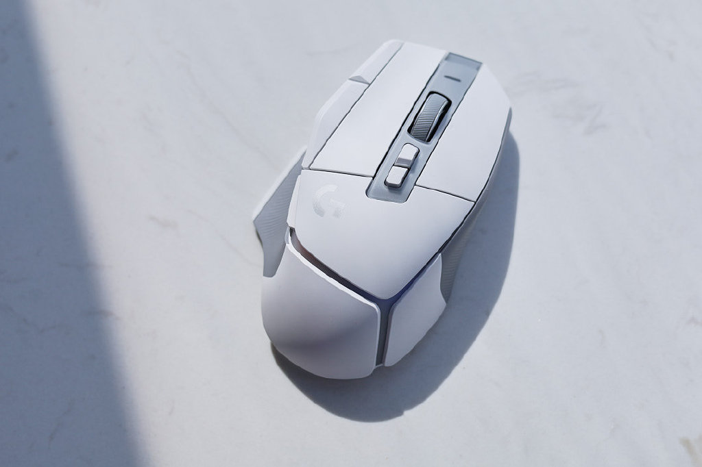 罗技g502 x和x plus,又轻又快的g系鼠标__财经头条
