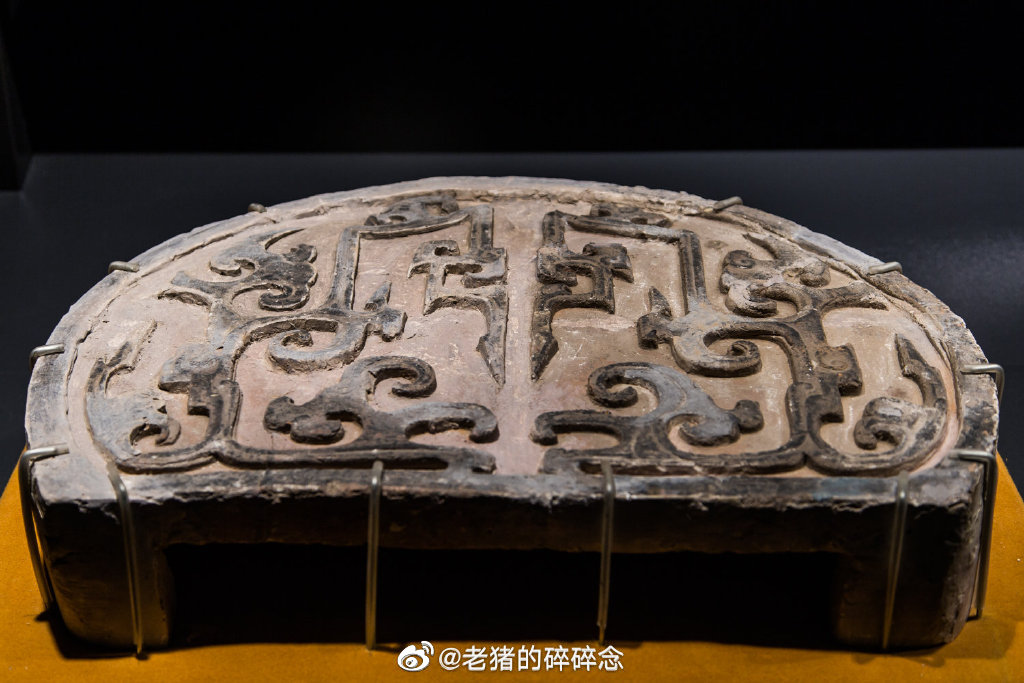 博物|镜头下的"古代瓦当"(n107) 秦/夔纹大瓦当/陕西历