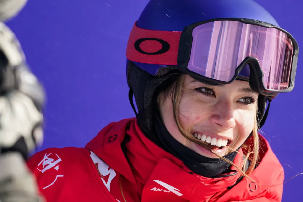 【自己都惊了！】谷爱凌U池断层优势夺冠！中国第八金！休闲区蓝鸢梦想 - Www.slyday.coM