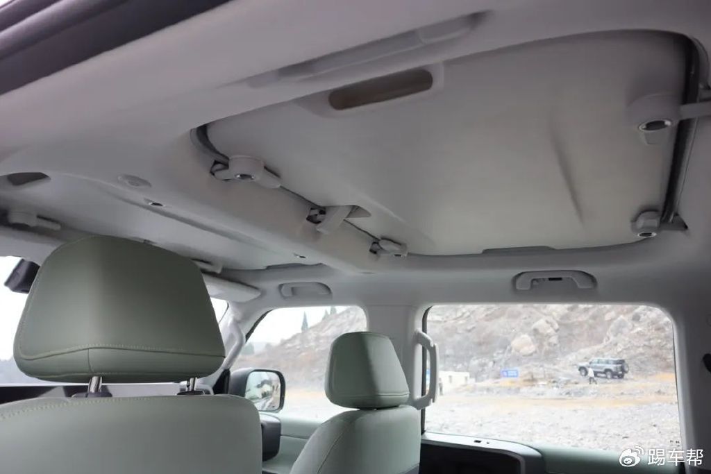 纯野们bj40刀锋英雄版静态体验