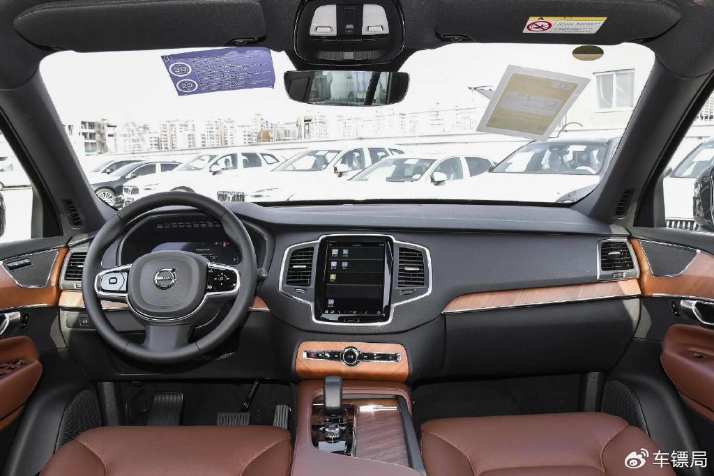 沃尔沃XC90对比宝马X5，选谁更理性？