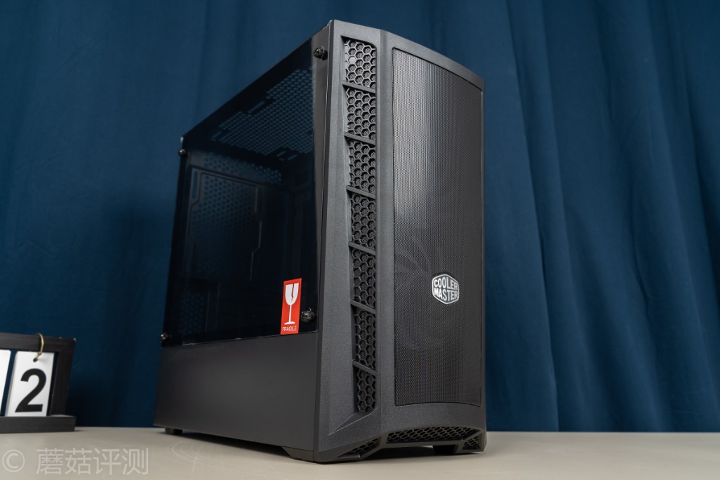 一款散热非常出色的高颜值小机箱,酷冷至尊旋风mb311l机箱评测