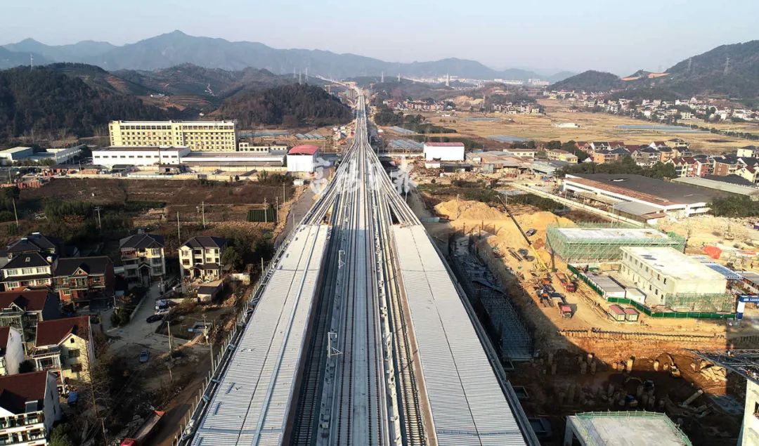 离通车更近了湖杭高铁富阳段迎来重要进展