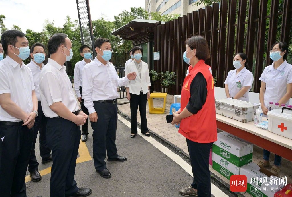 王晓晖在成都督导疫情防控工作休闲区蓝鸢梦想 - Www.slyday.coM