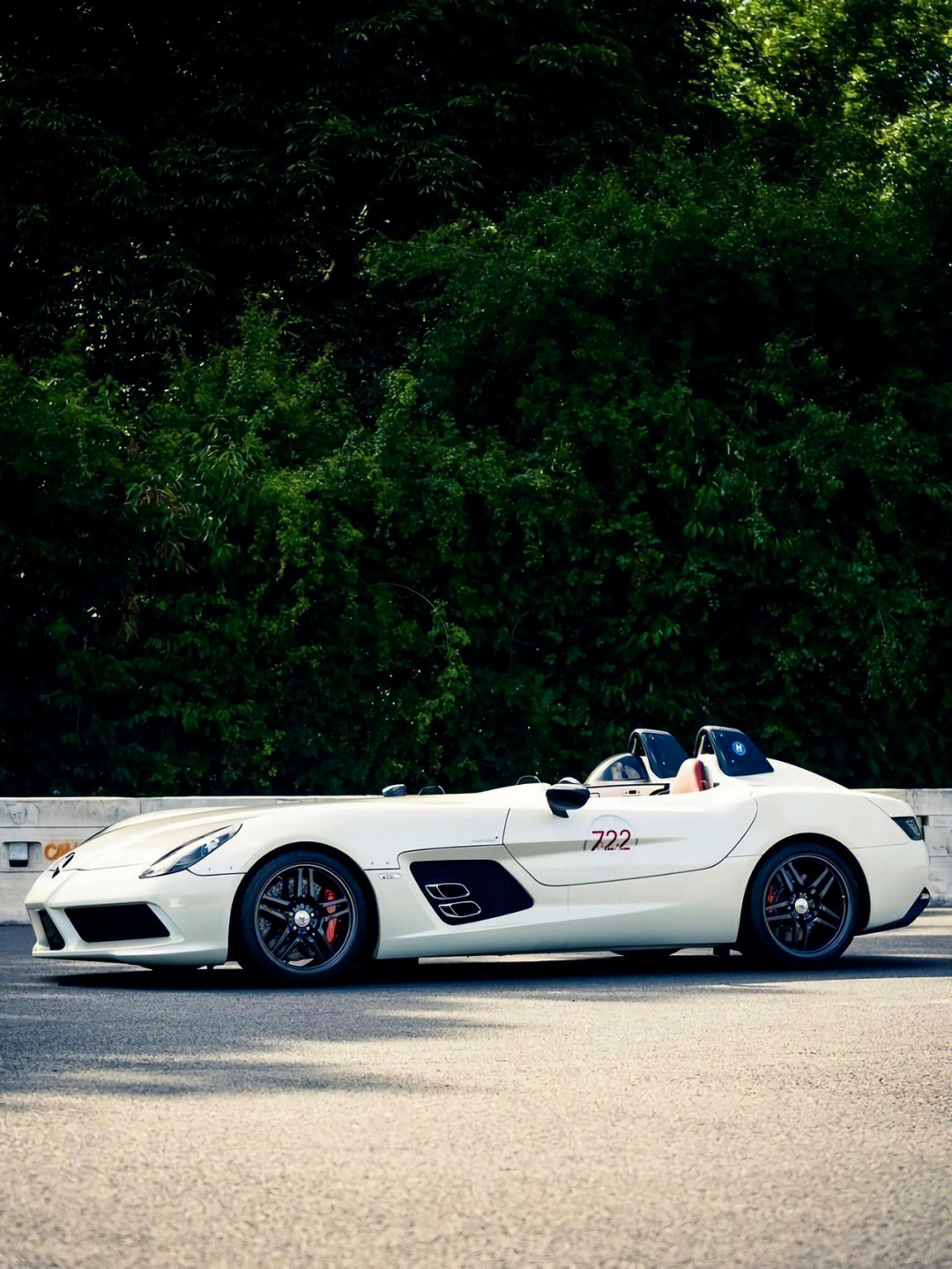 奔驰slr stirling moss,限量75台,白色只有4台……_高清图集_新浪网