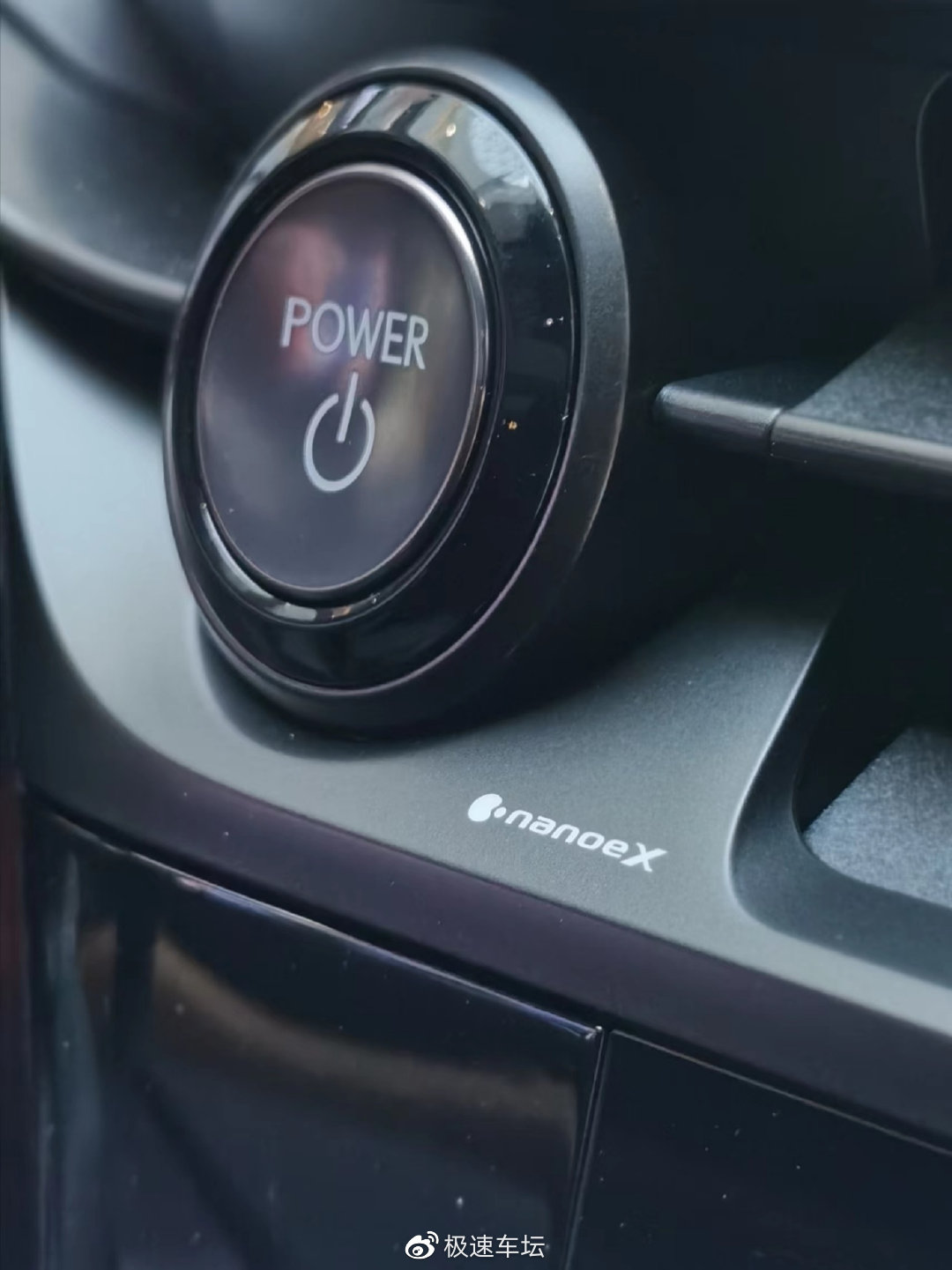 混动RX vs 纯电RZ，怎么选？