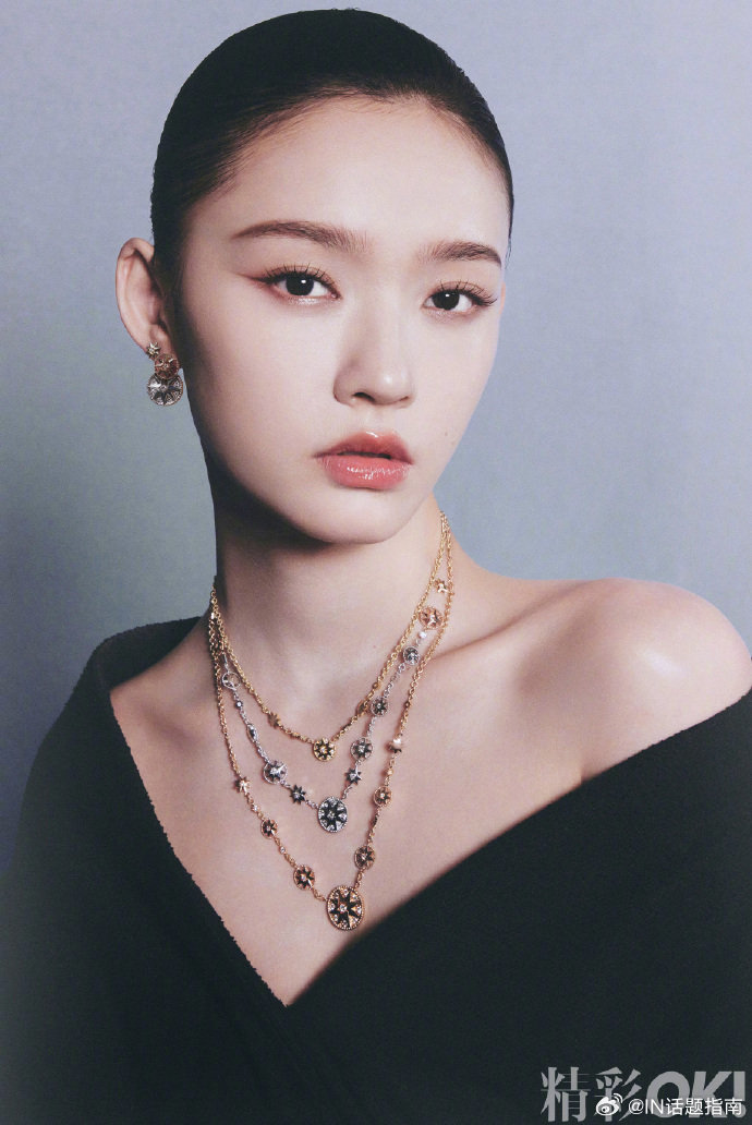 林允和清水淡妆的适配度拉满了,林允白开水伪素颜妆尊嘟可爱~!