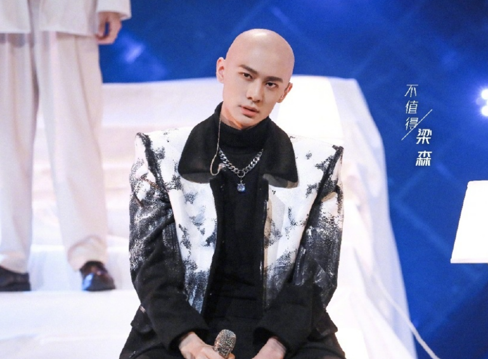 青春有你3太会玩梁森版公仔没头发网友头一次见