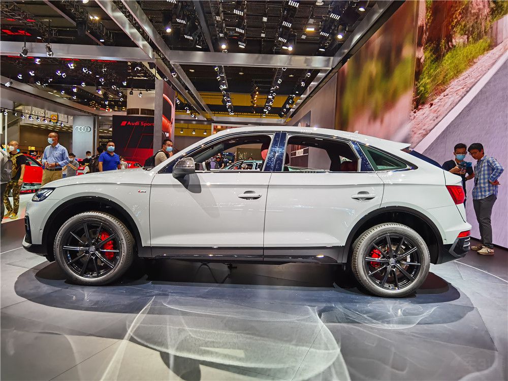 2020广州车展:奥迪q5l sportback真帅 但等等再买更好