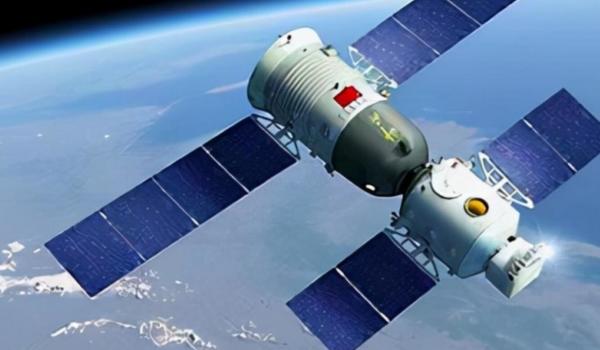 “太空出差三人组”回家后，第一顿饭想吃啥？答案揭晓：想吃面休闲区蓝鸢梦想 - Www.slyday.coM