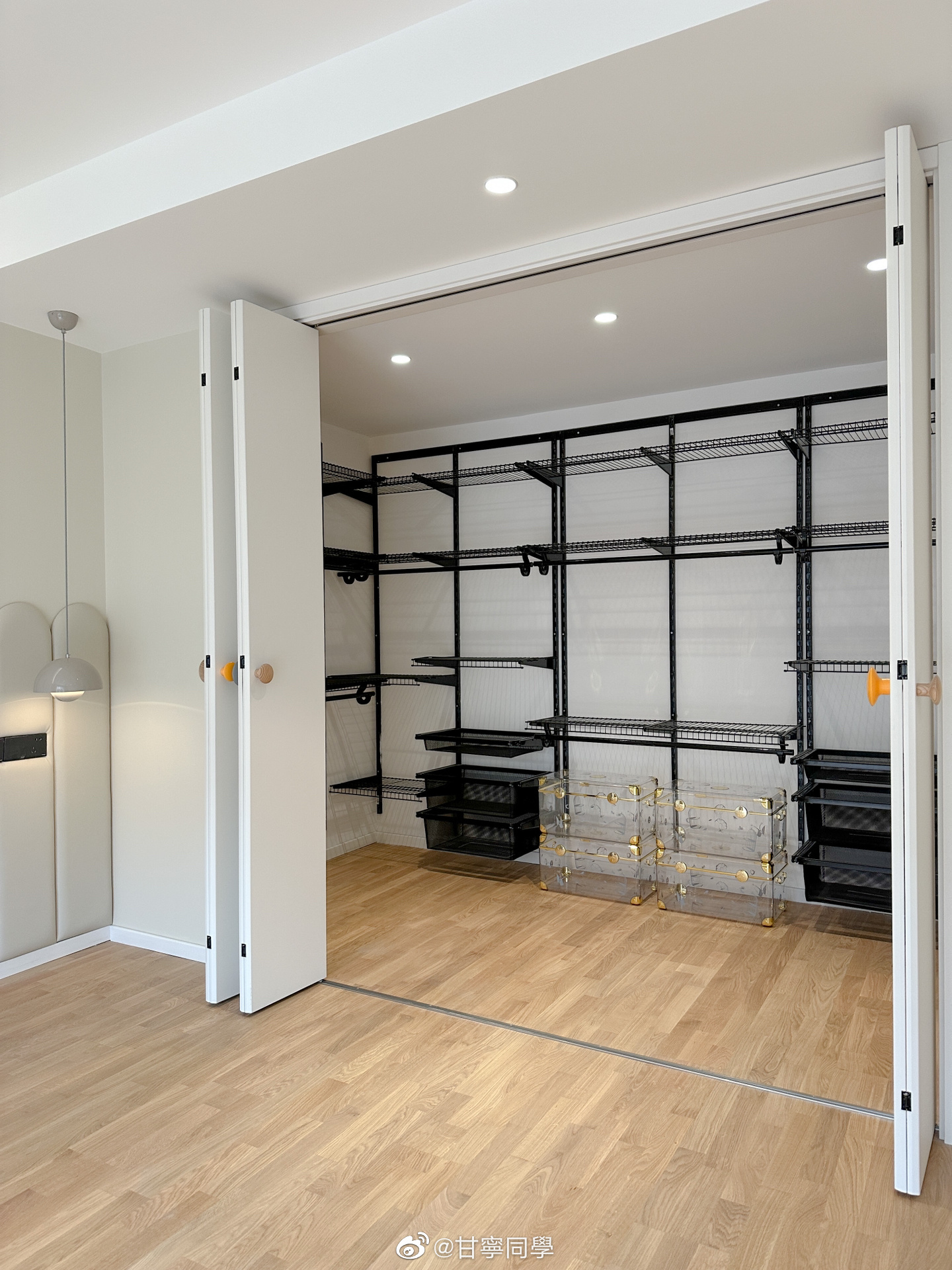 金属衣帽间简易实用