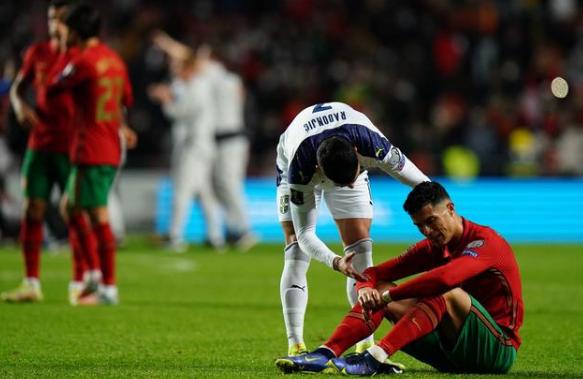 正好侃球丨鱿鱼游戏面前 这些欧洲大牌的命运已经不在自己手中休闲区蓝鸢梦想 - Www.slyday.coM 正好侃球丨鱿鱼游戏面前 这些欧洲大牌的命运已经不在自己手中休闲区蓝鸢梦想 - Www.slyday.coM