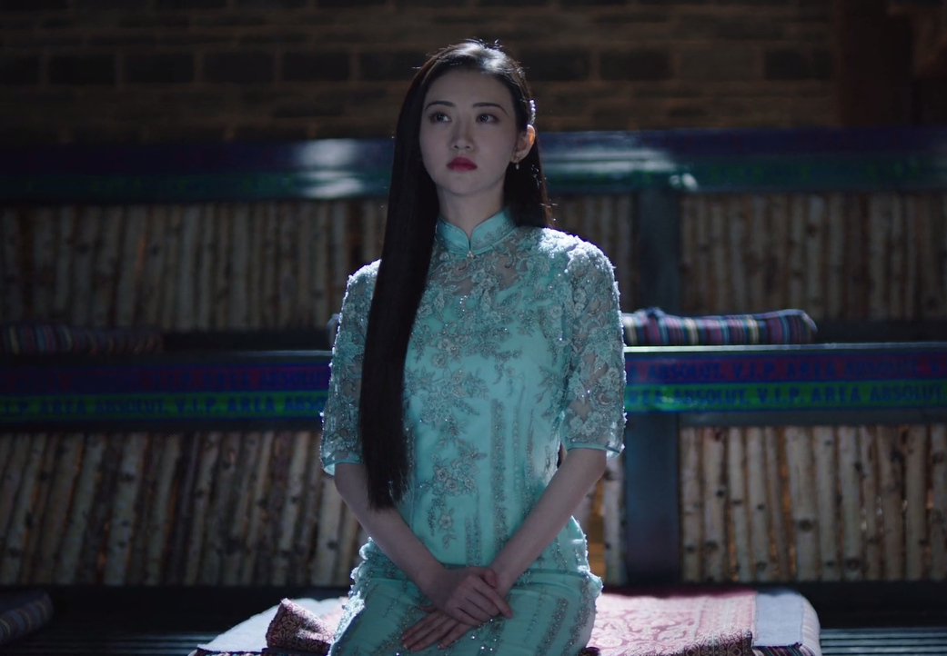 《司藤》空降开播,在洗发水广告般的镜头下,被景甜魅到了