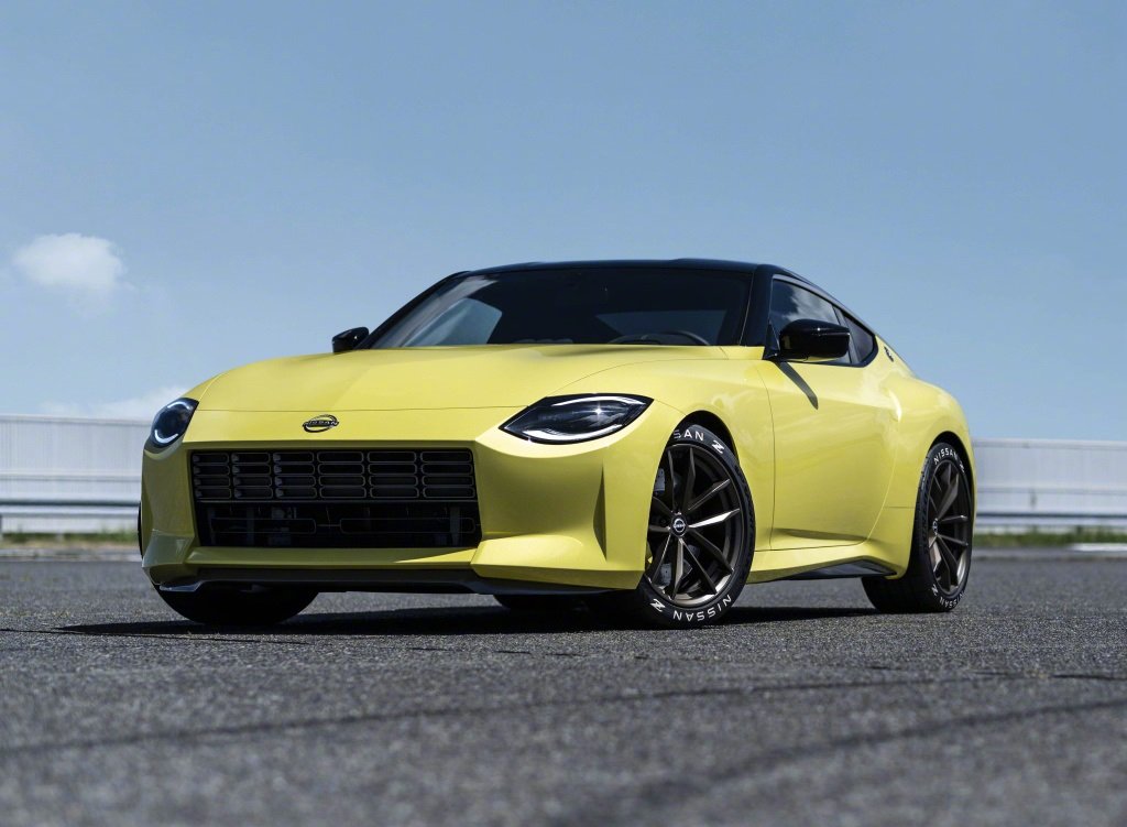 全新日产fairlady z(400z)量产车型的照片意外曝光