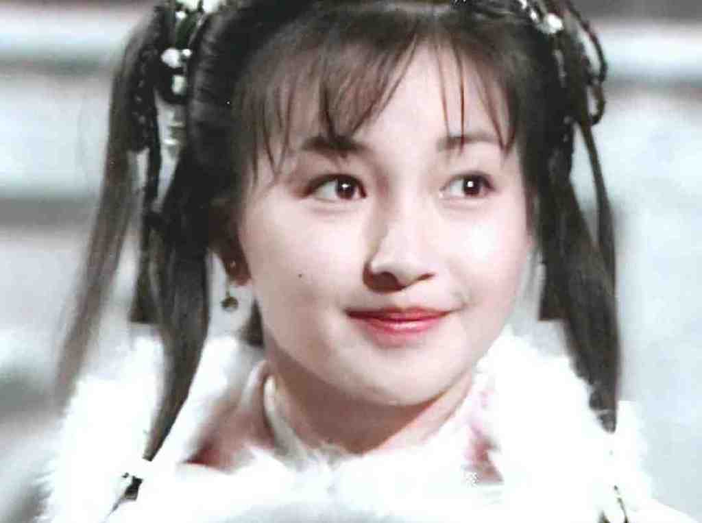 “最美郭襄”李绮红现状，满脸褐斑样貌大变，本人承认已到更年期|李绮红|郭襄|更年期_新浪新闻