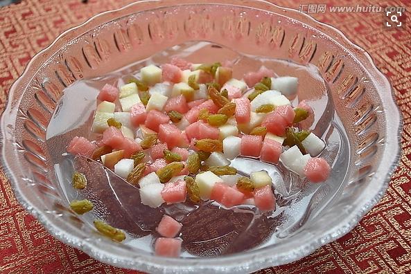 教您孩子喜欢的水果凉粉,清凉滑嫩,爽口解馋,比布丁还要好吃