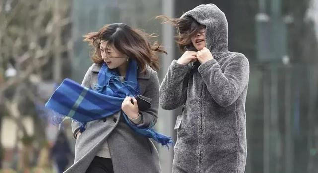 大风降雨降温合肥迎来冷空气