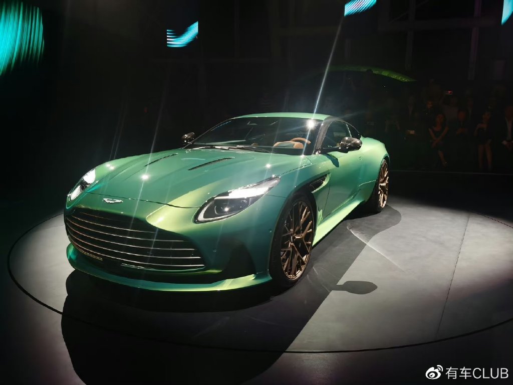 首次搭载后限滑差速器 阿斯顿·马丁db12上市售251.8万元起-新浪汽车