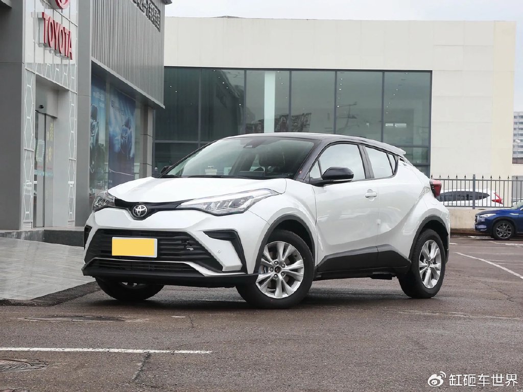 合资运动小轿跑,堪称贵族小型suv,省油又省心,解读丰田奕泽