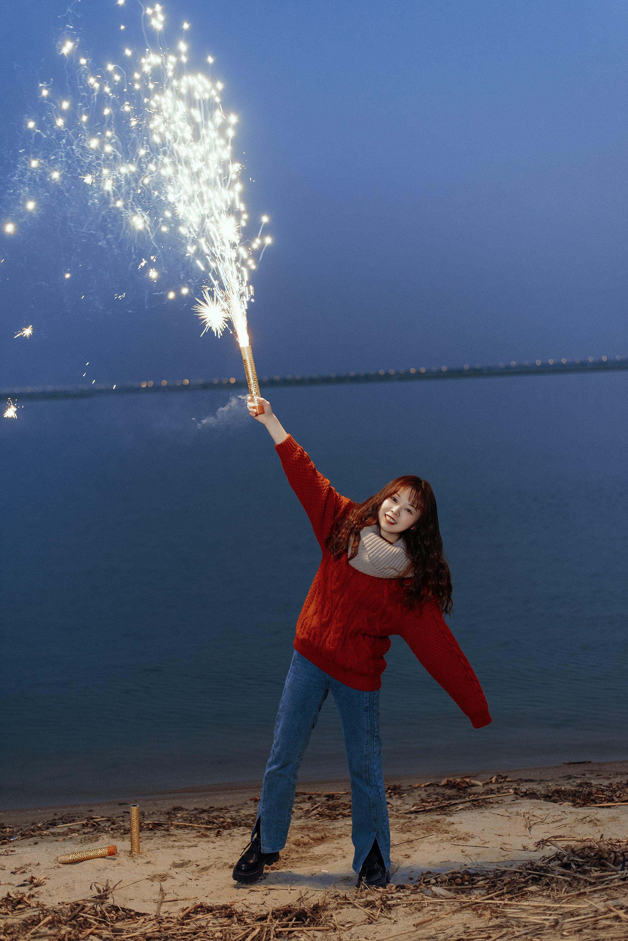 常州的海边放烟花