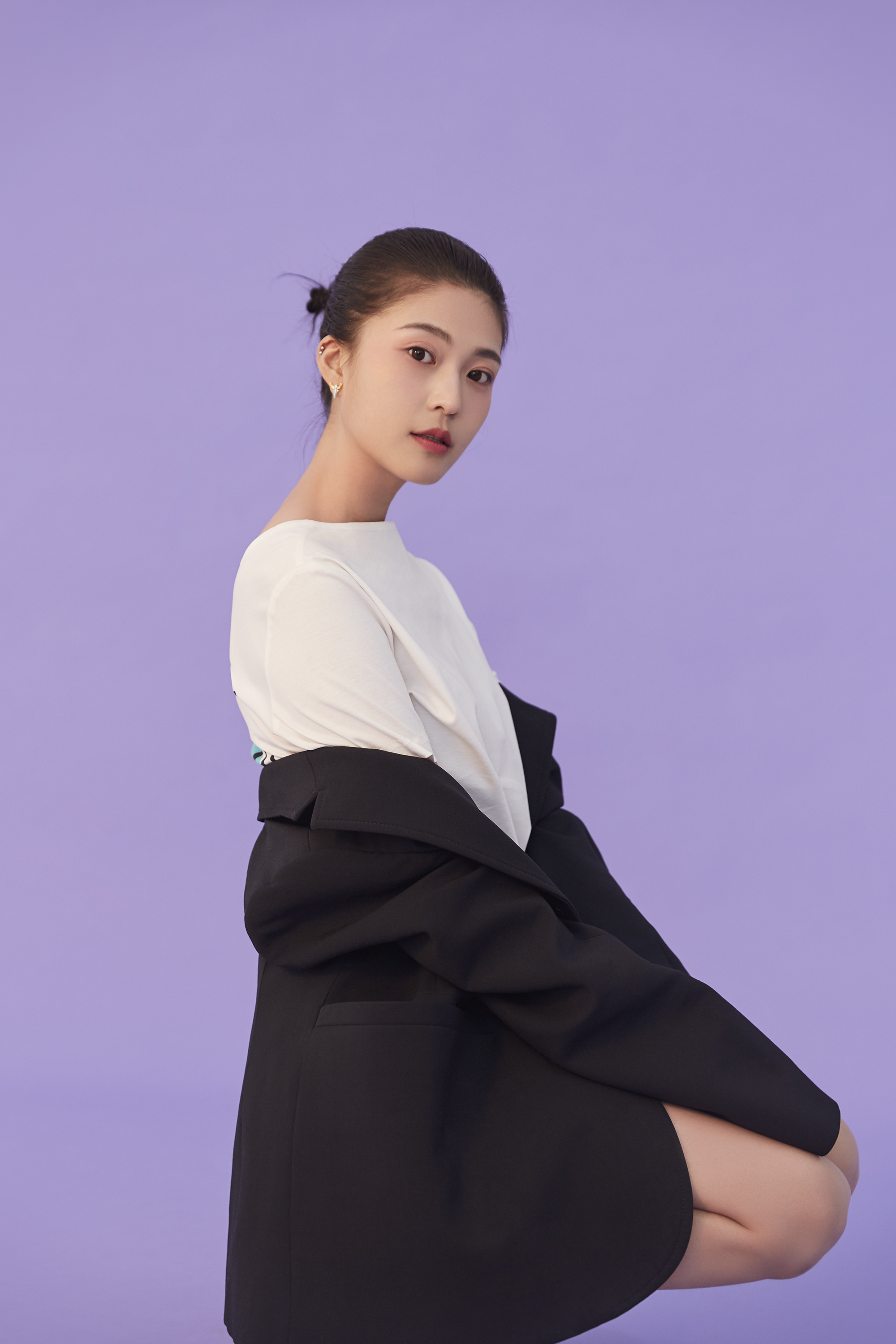 近日,@演员王妍之 释出一组写真