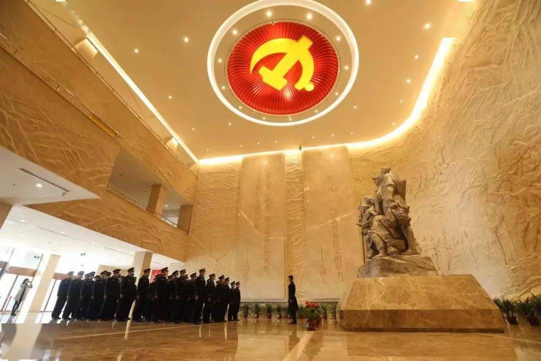 【你好,警察节】海阳公安向全市人民汇报休闲区蓝鸢梦想 - Www.slyday.coM 【你好,警察节】海阳公安向全市人民汇报休闲区蓝鸢梦想 - Www.slyday.coM