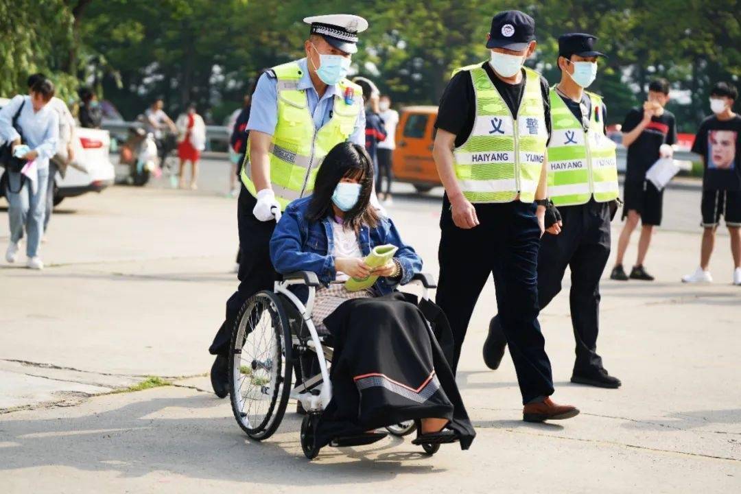 【你好，警察节】海阳公安向全市人民汇报休闲区蓝鸢梦想 - Www.slyday.coM