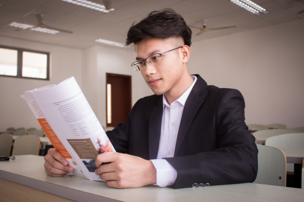 最多一天4家面试并录屏复盘沪上理工男春招拿下9张名企录用函选择跨地