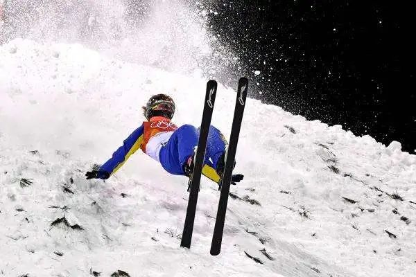 奥运冠军徐梦桃大婚！手戴金镯显贵气，央视贺喜，吴宣仪等祝福休闲区蓝鸢梦想 - Www.slyday.coM