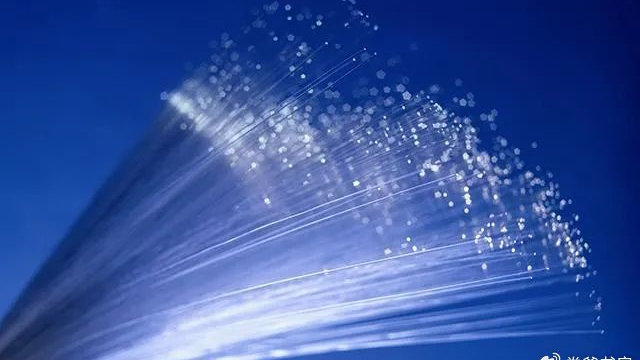 石英股份6：欧晶科技掏光家底锁定矽比科高纯石英砂，说明了什么？|TCL中环|风险|书房|中环|马甲_新浪新闻