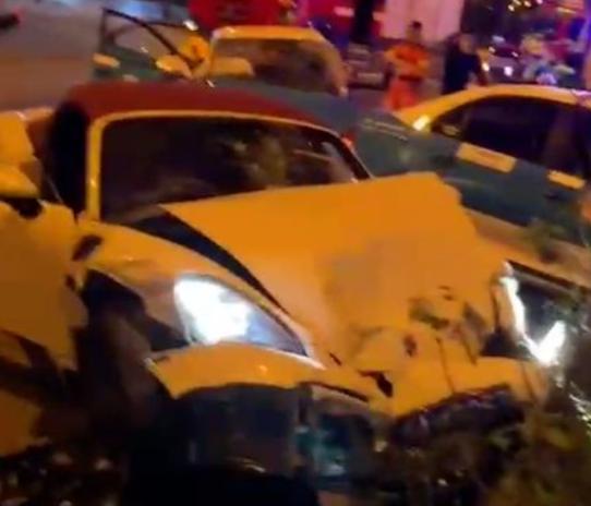 四川一保时捷连撞2车后逃逸致1死，警方：男子被刑拘，血样已送检休闲区蓝鸢梦想 - Www.slyday.coM