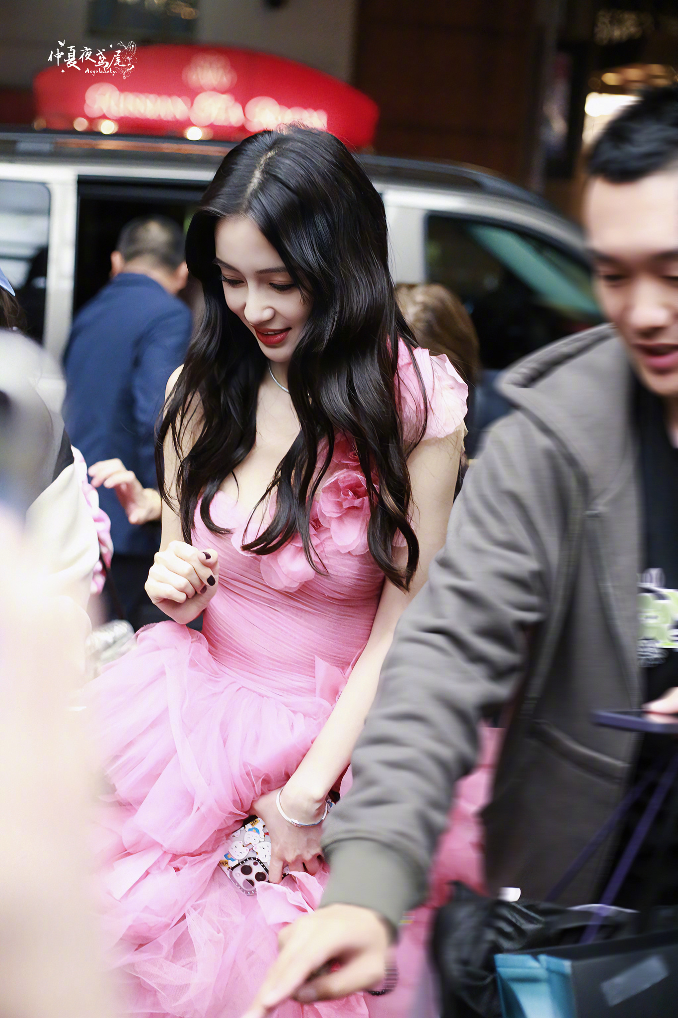 angelababy新造型96 粉色花朵纱裙造型太美了吧 baby美貌杀手