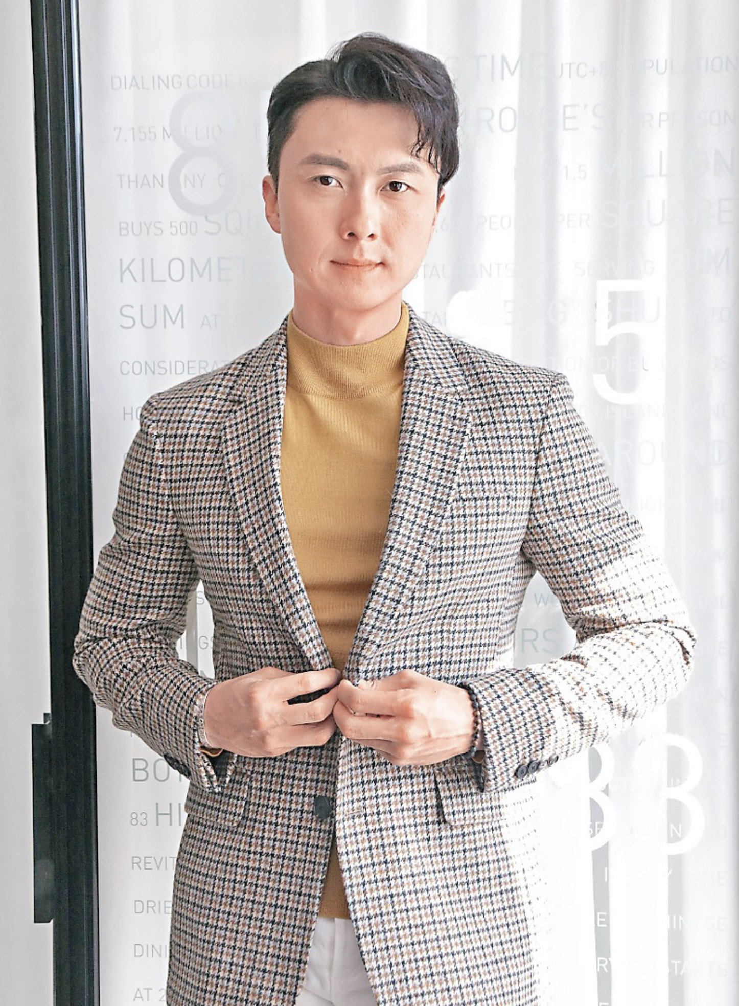 王浩信首做内地电影男主,牺牲台庆推掉商演,签约邵氏后进军内地