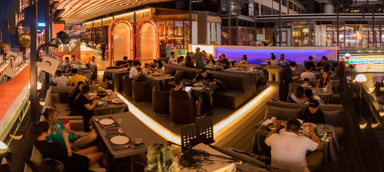 "餐饮 "成文旅营销新赛道,"景点式餐厅"逐渐变成一种新的旅游目的地