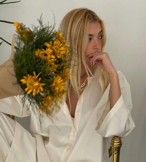 法国时尚博主bilge日常穿搭,精致潇洒的大女人风格