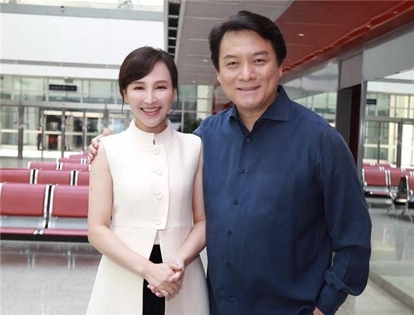 这位最美"扶贫"女干部,其实是电视台女主播,性格挺刚|岳丽娜|电视台