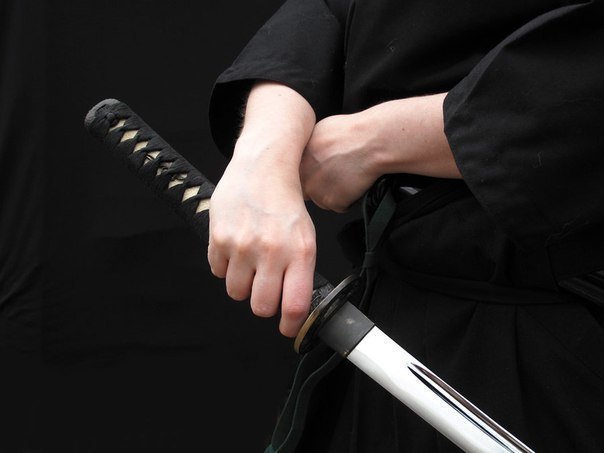 一组握刀的手势参考~_高清图集_新浪网