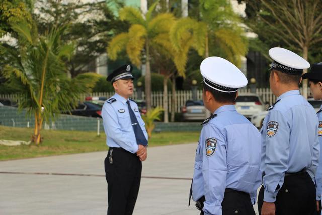 正警容,立警姿,严风纪 乐东县公安局开展警容风纪专项训练活动|警容