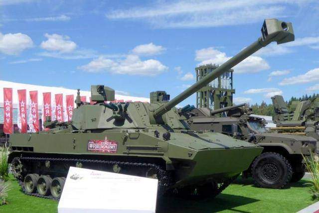 从空中降临的"莲花"不止好看:俄军新款自行迫榴炮凶狠才是关键