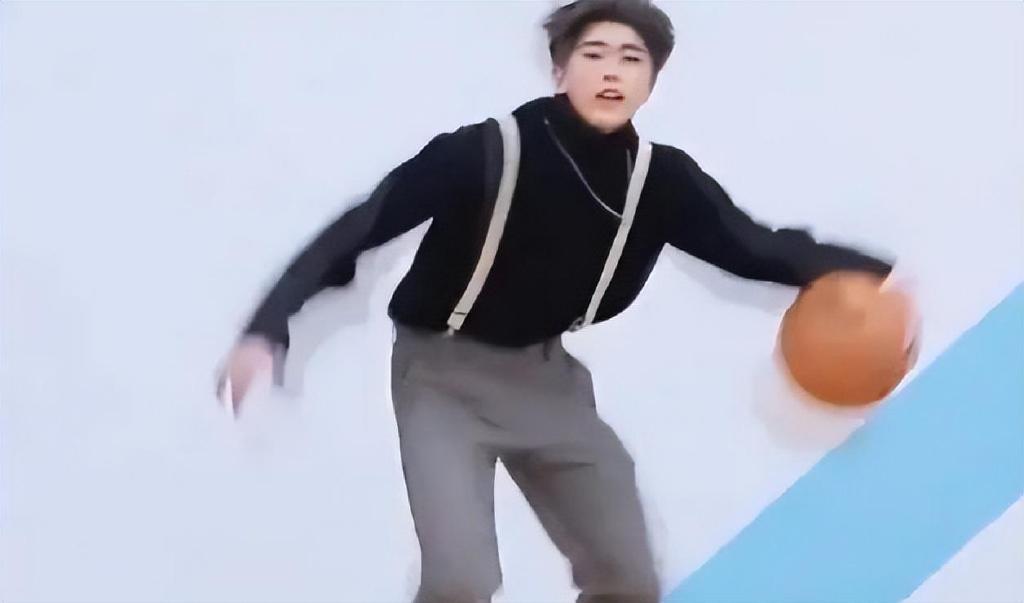 只因梗是不是烂梗,泛滥且生硬的梗,只会让人尴尬__财经头条