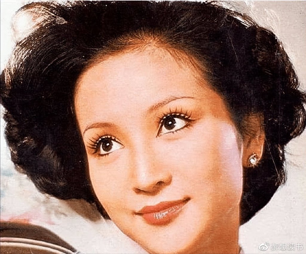 22岁成港姐28岁嫁谢贤29岁生谢霆锋,王菲的准婆婆狄波拉才叫传奇|狄波拉|谢贤|谢霆锋_新浪新闻