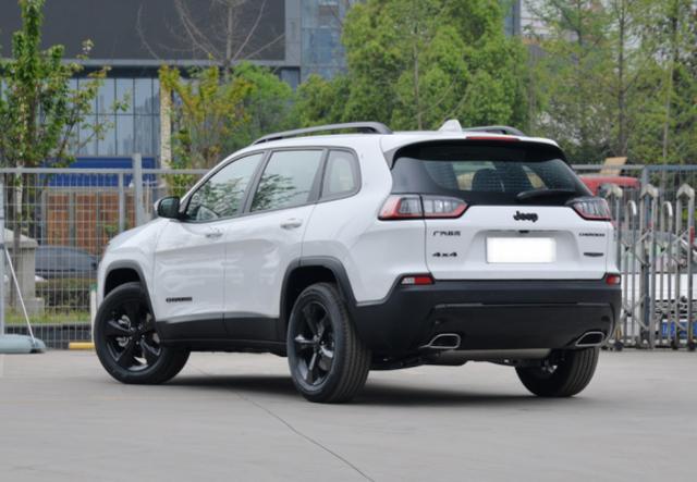 2020款JEEP自由光上市！轴距超2米7,搭2.0T+9AT，比途观L还霸气