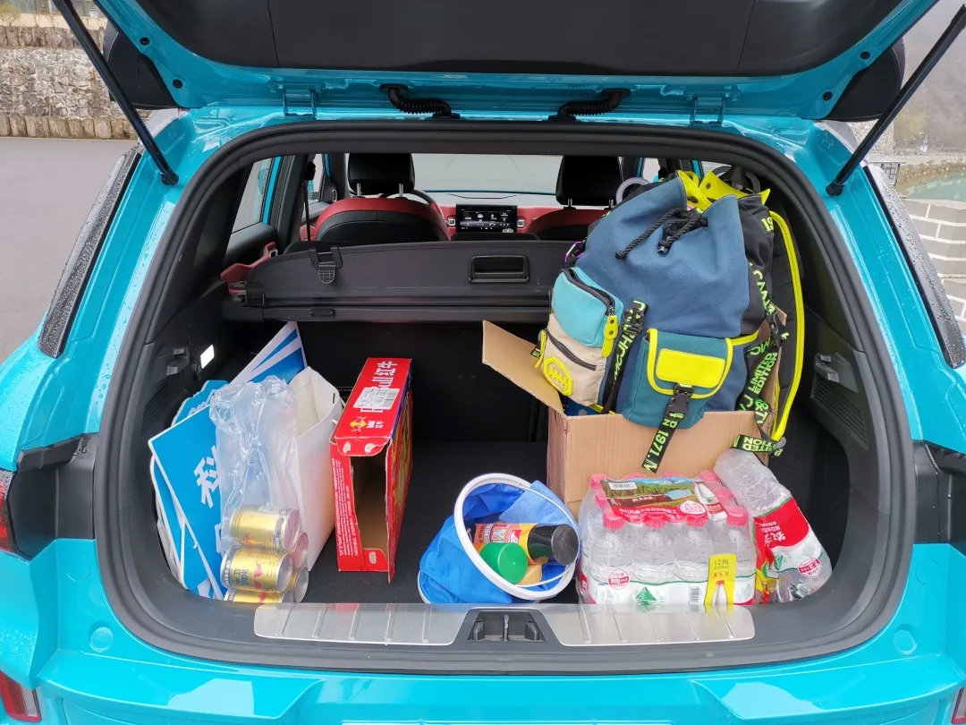 自主SUV中的极光，1.5T仅12万左右，吉利ICON/长安UNI-T怎么选