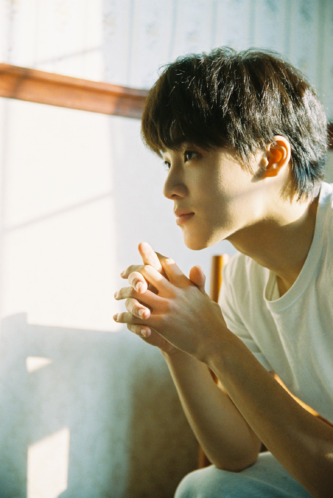 日系学长俞更寅的胶片写真 出镜