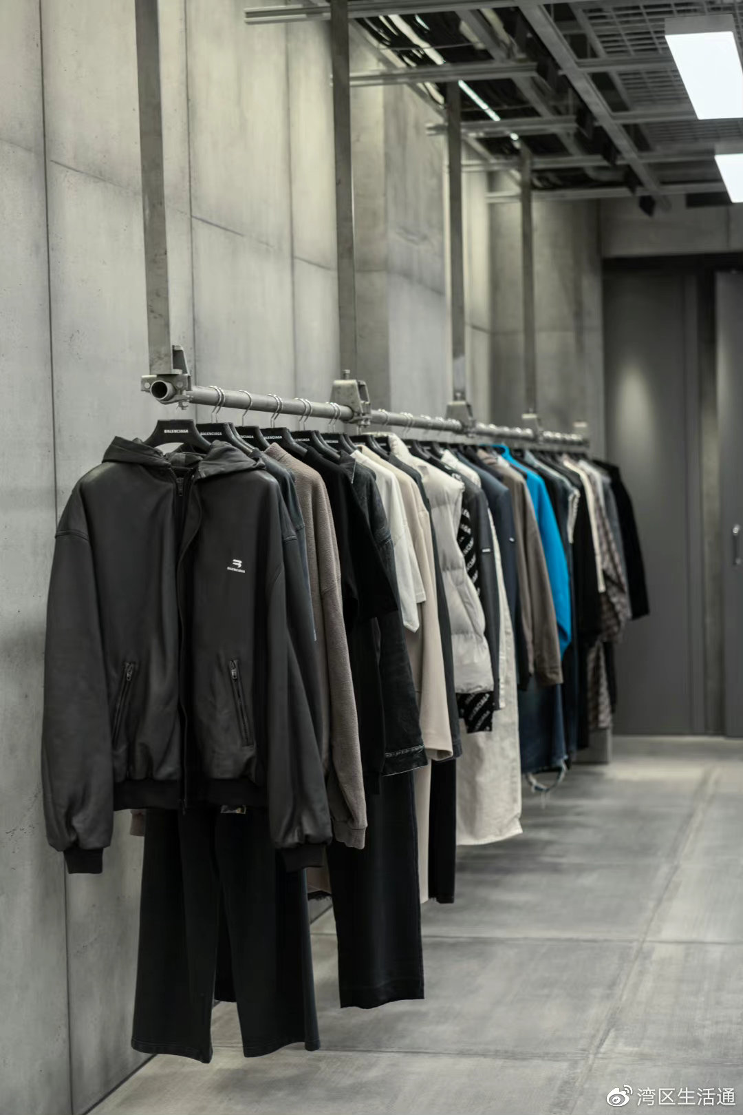 balenciaga 广州太古汇店盛大开幕__财经头条