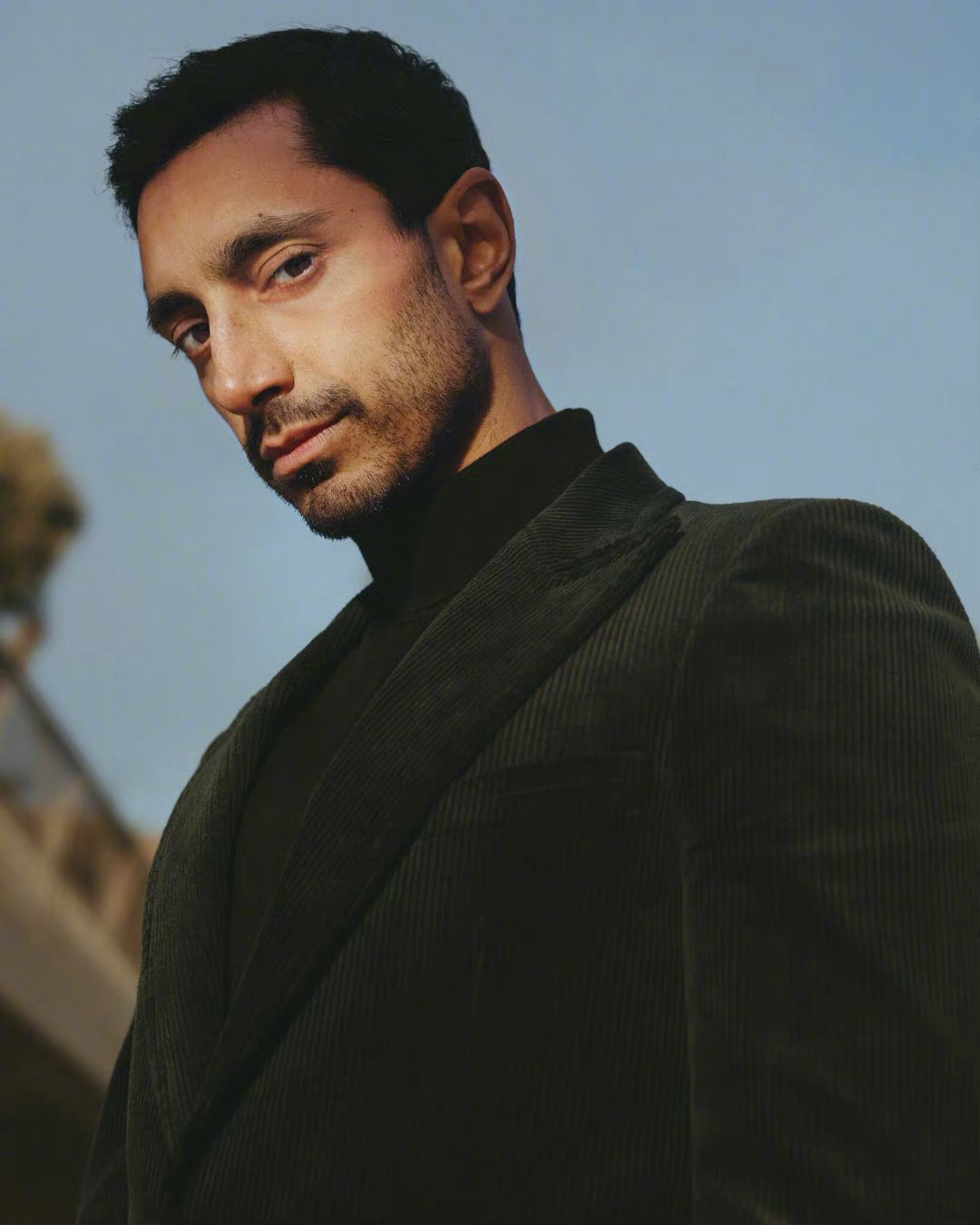 里兹·阿迈德最新《纽约时报》大片