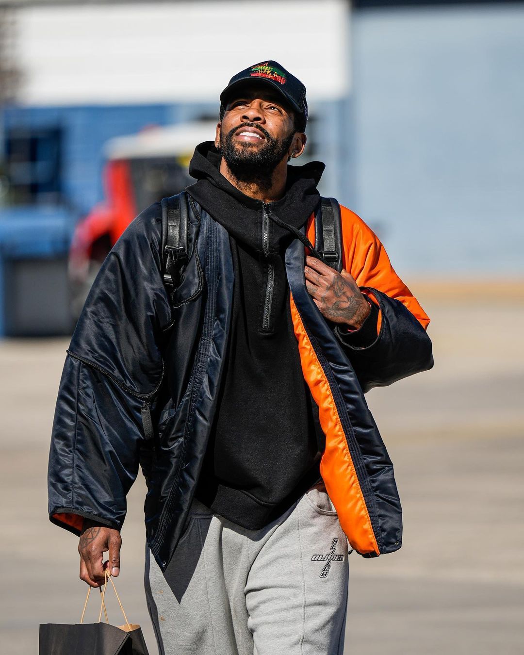 欧文更新ins晒出一大波帅照并说道:无论我走到哪里……__财经头条