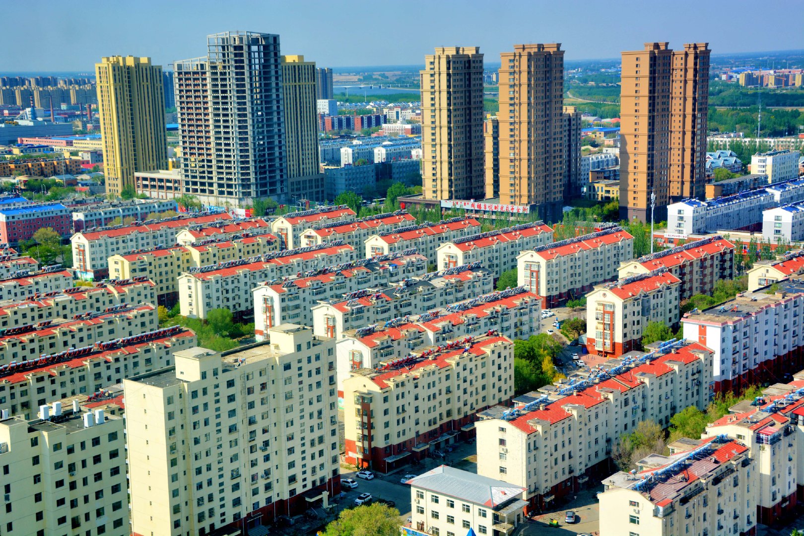 通辽市西拉木伦大街西段两侧,原创拍摄|西拉_新浪新闻