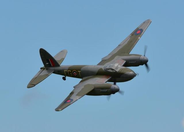 木头制造的飞机,速度却是最快的,英国蚊式轰炸机