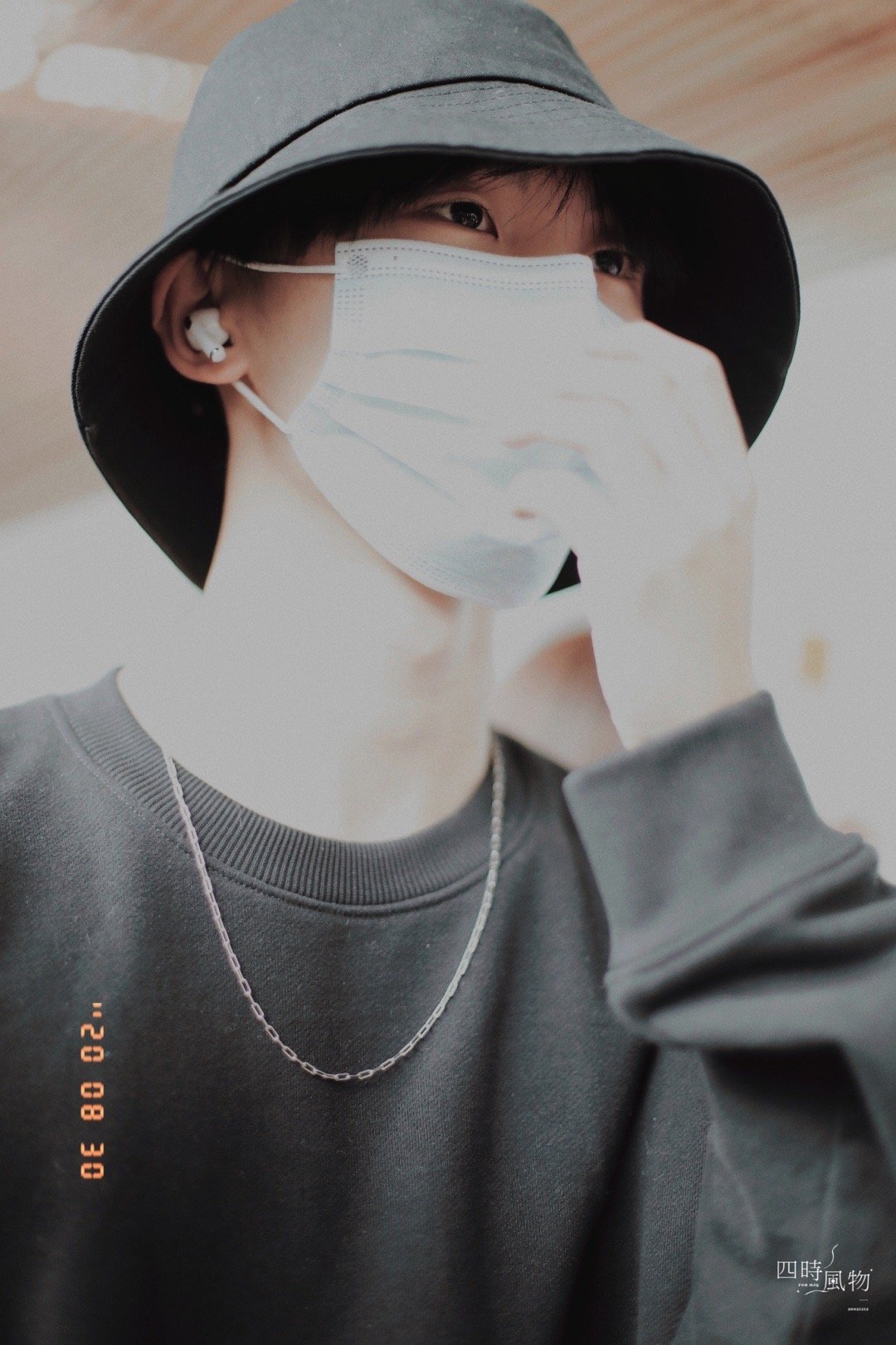 黑色卫衣 渔夫帽,舒服又有型